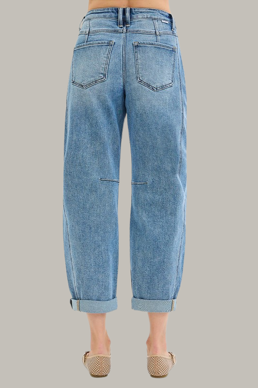 Risen: Ankle Barrel Jeans