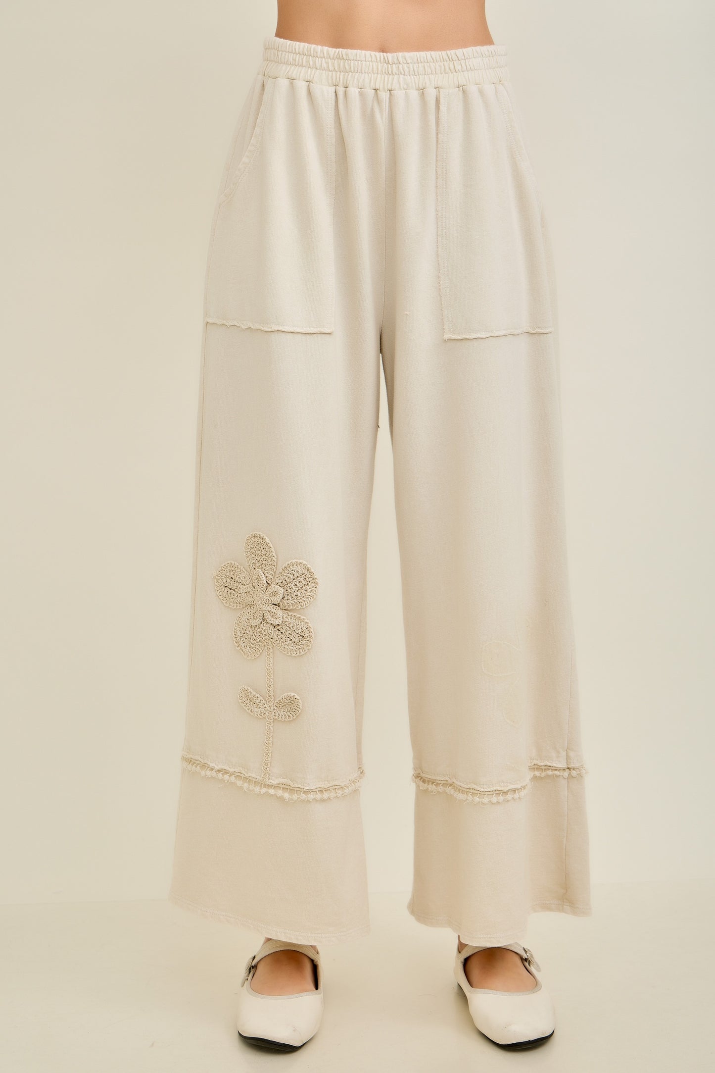 Mineral Washed Flower Garden Bottoms