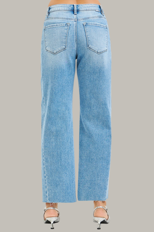 Risen: Ankle Barrel Jeans