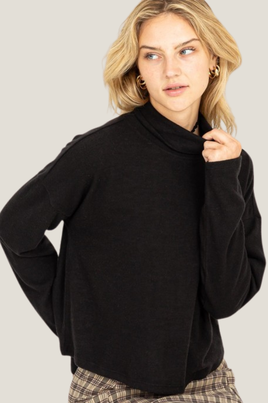 Lightweight Layering Turtleneck (Black)